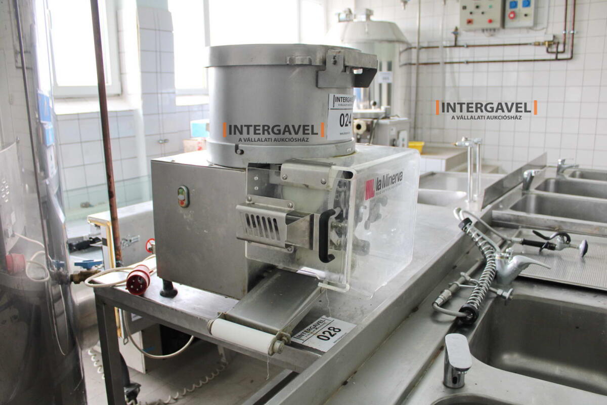 Hamburgerhús pogácsázó gép 3