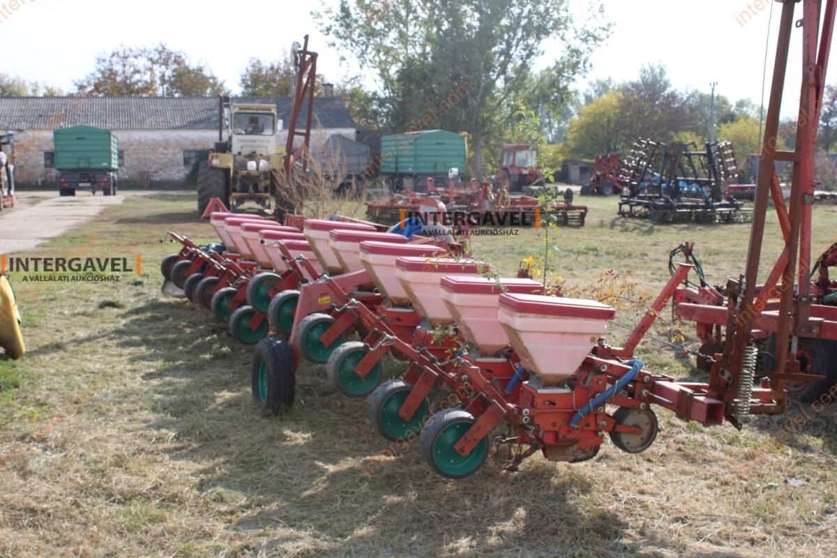 Szemenkénti vetőgép - Kverneland 3