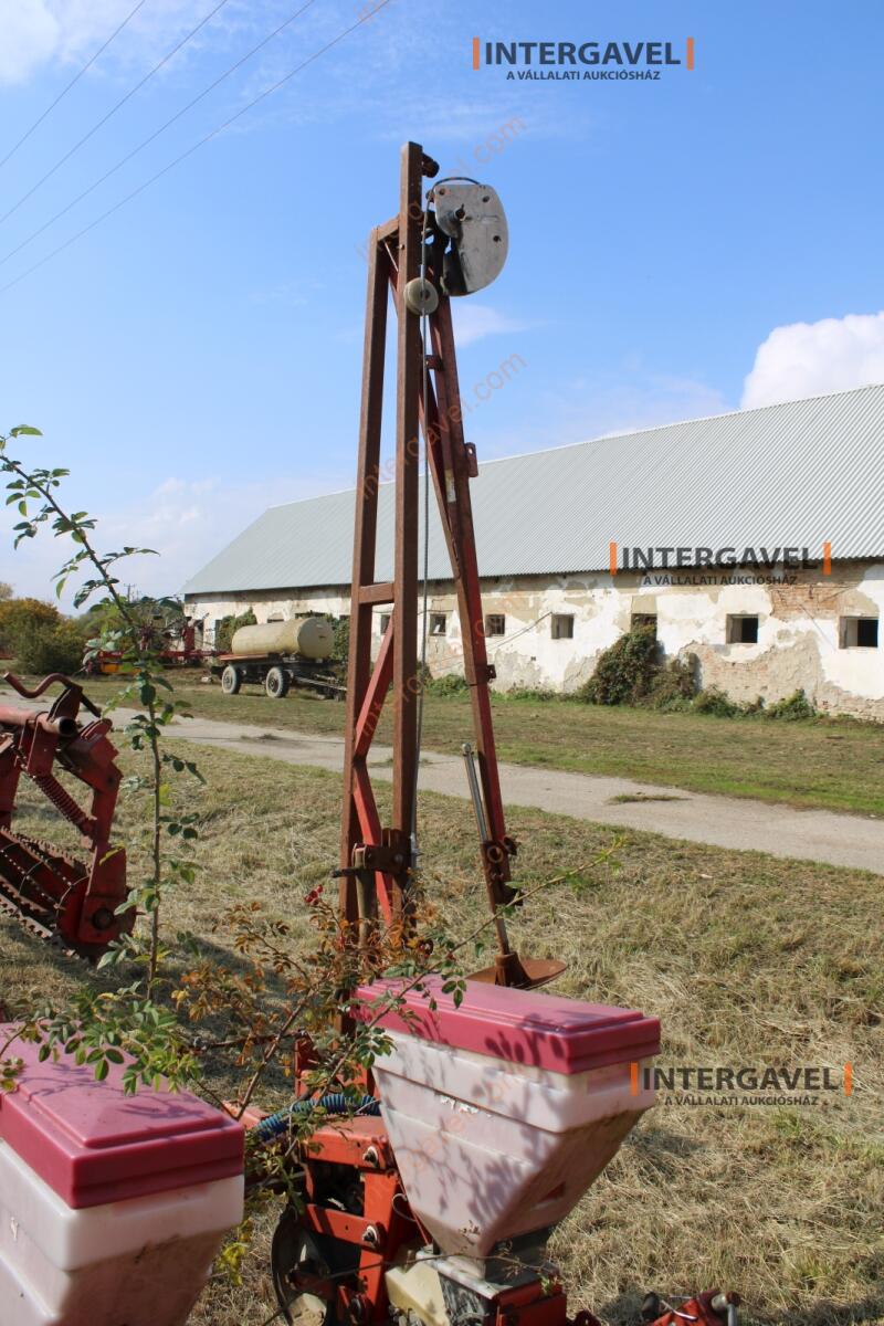 Szemenkénti vetőgép - Kverneland 22