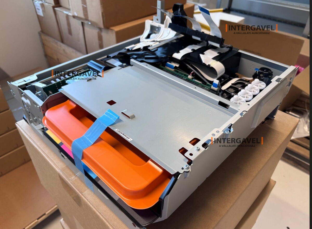 Nyomtató fej és tisztító szalag 3