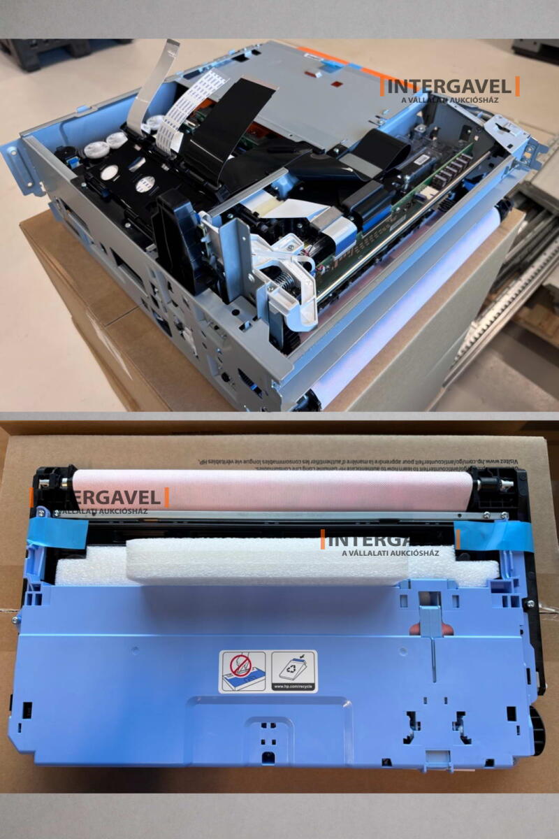 Nyomtató fej és tisztító szalag