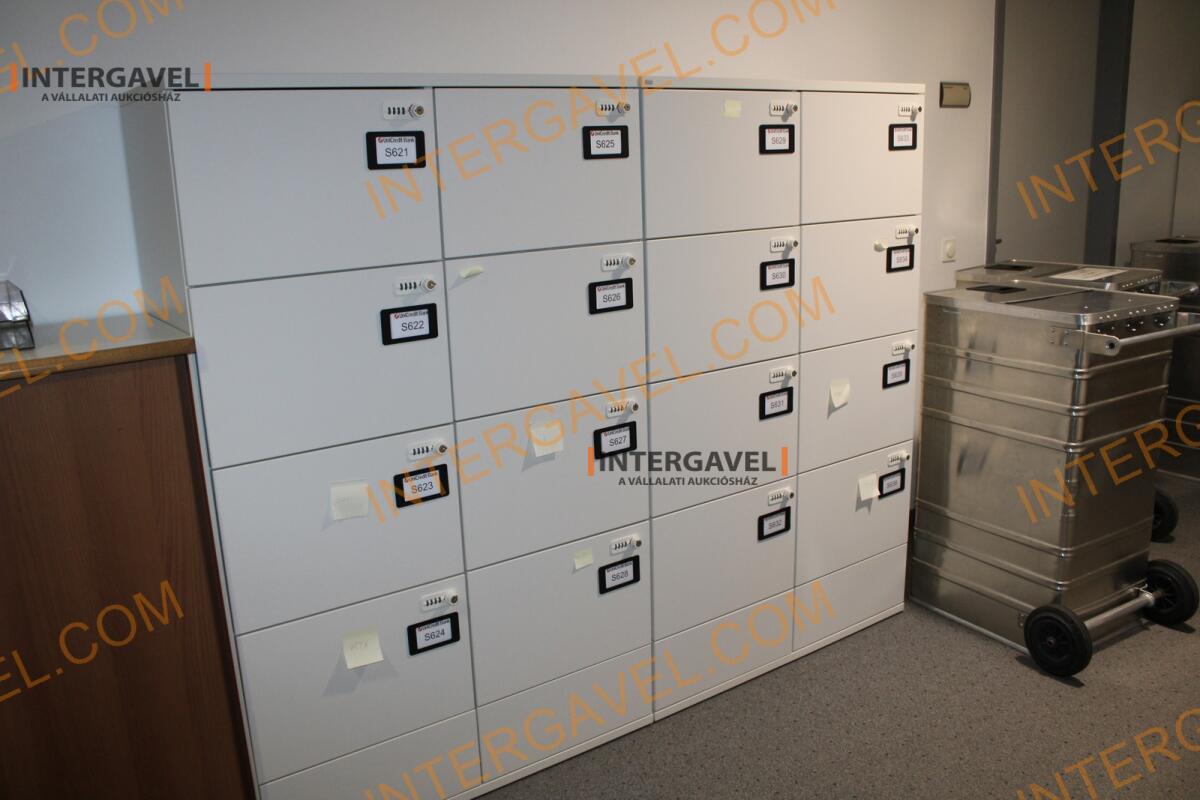 Locker szekrény