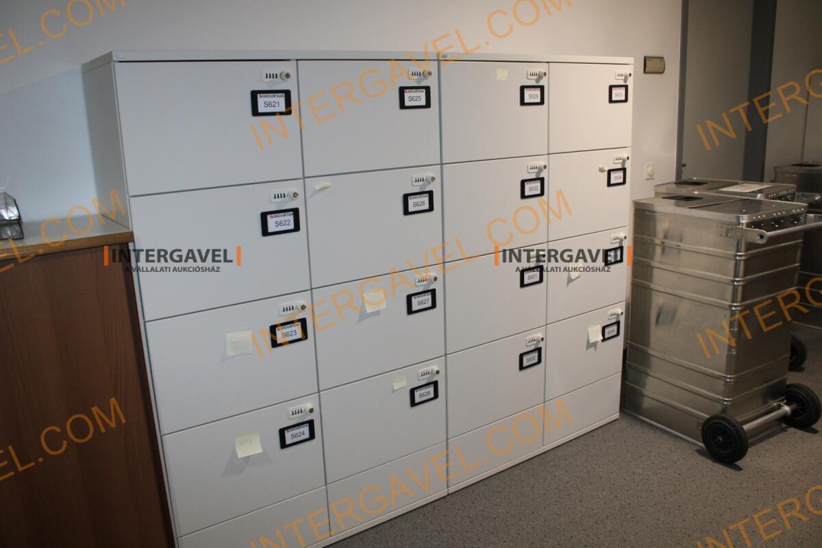 Locker szekrény