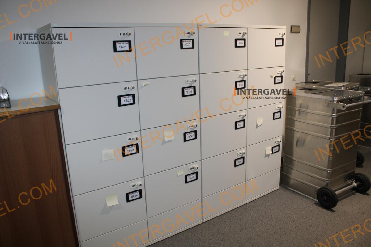Locker szekrény