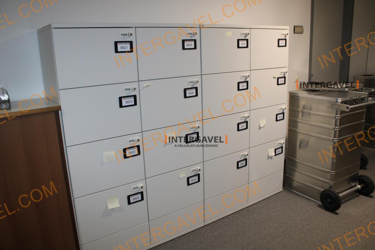 Locker szekrény