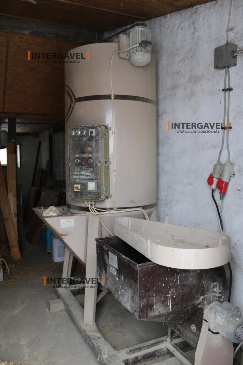 Takarmánykeverő - Bábolna 5