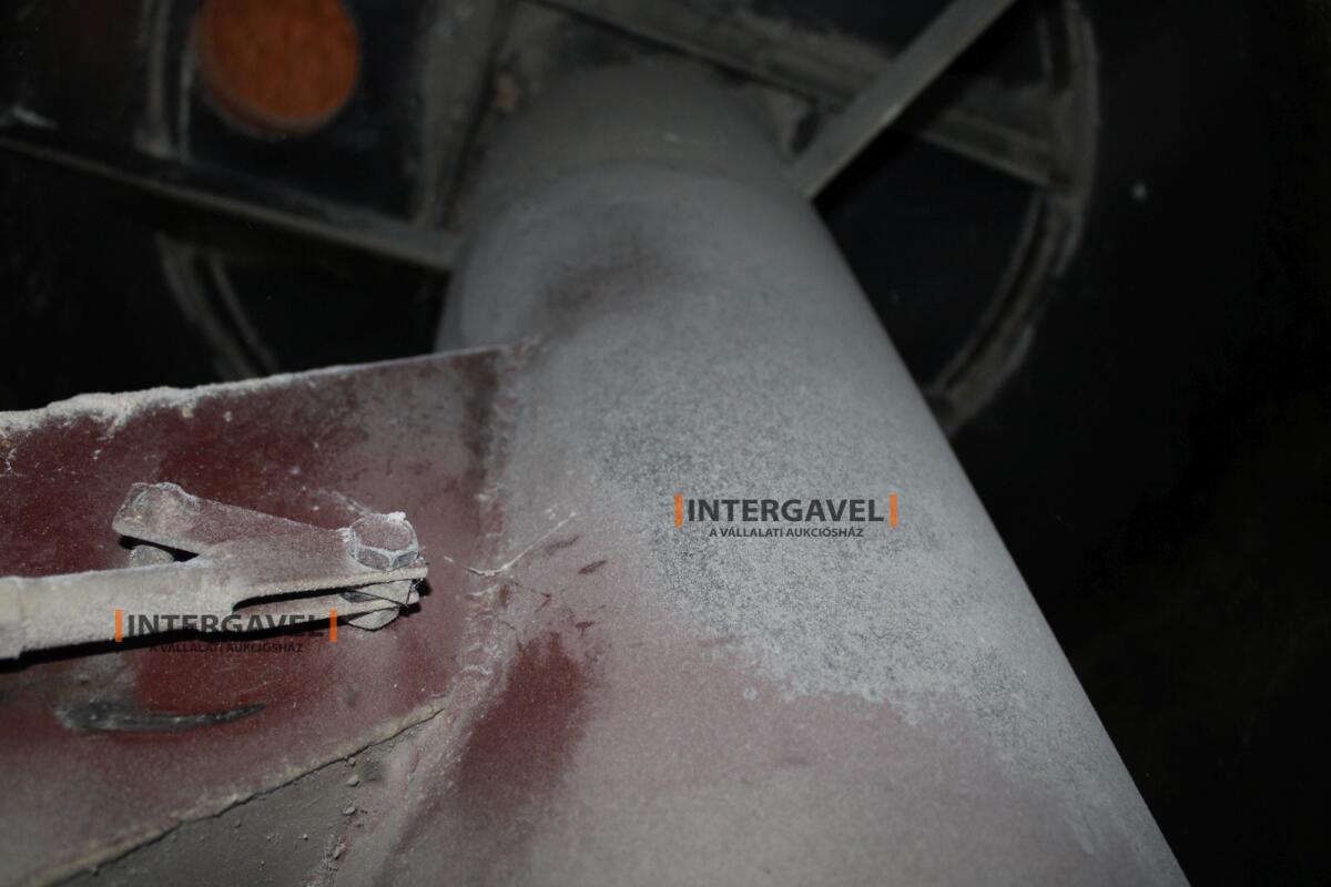 Takarmánykeverő - Bábolna 13