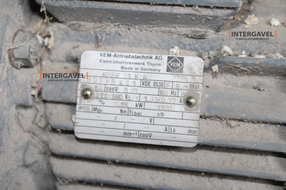 Takarmánykeverő - Bábolna 16