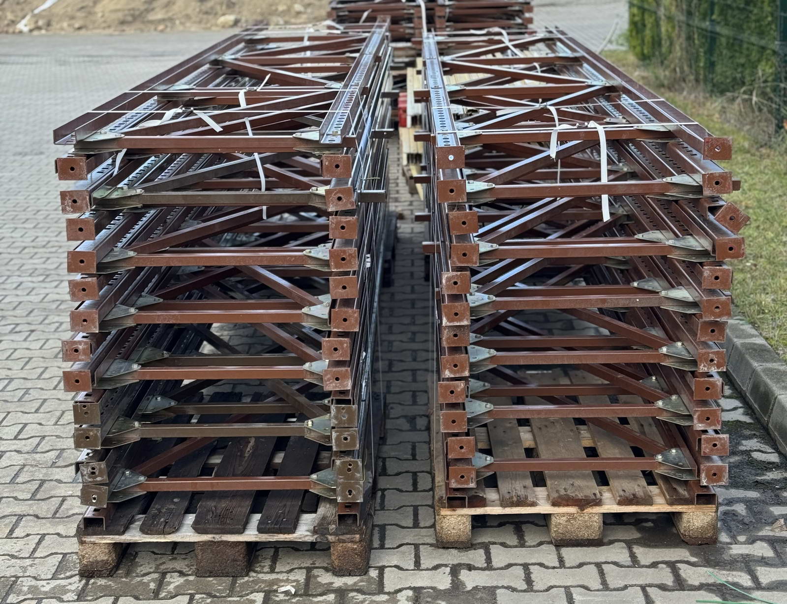 Raklapos állvány 8