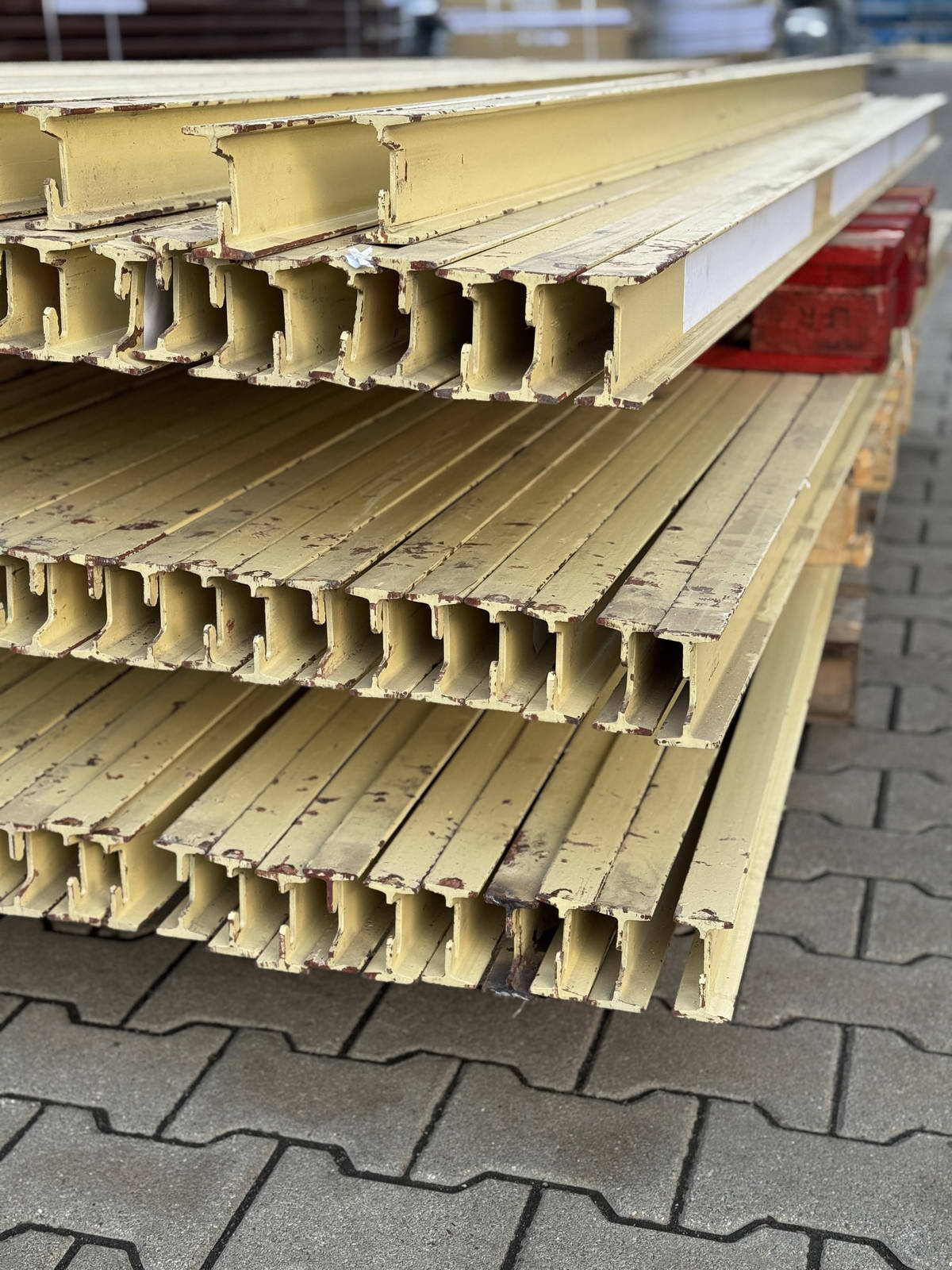 Raklapos állvány 19