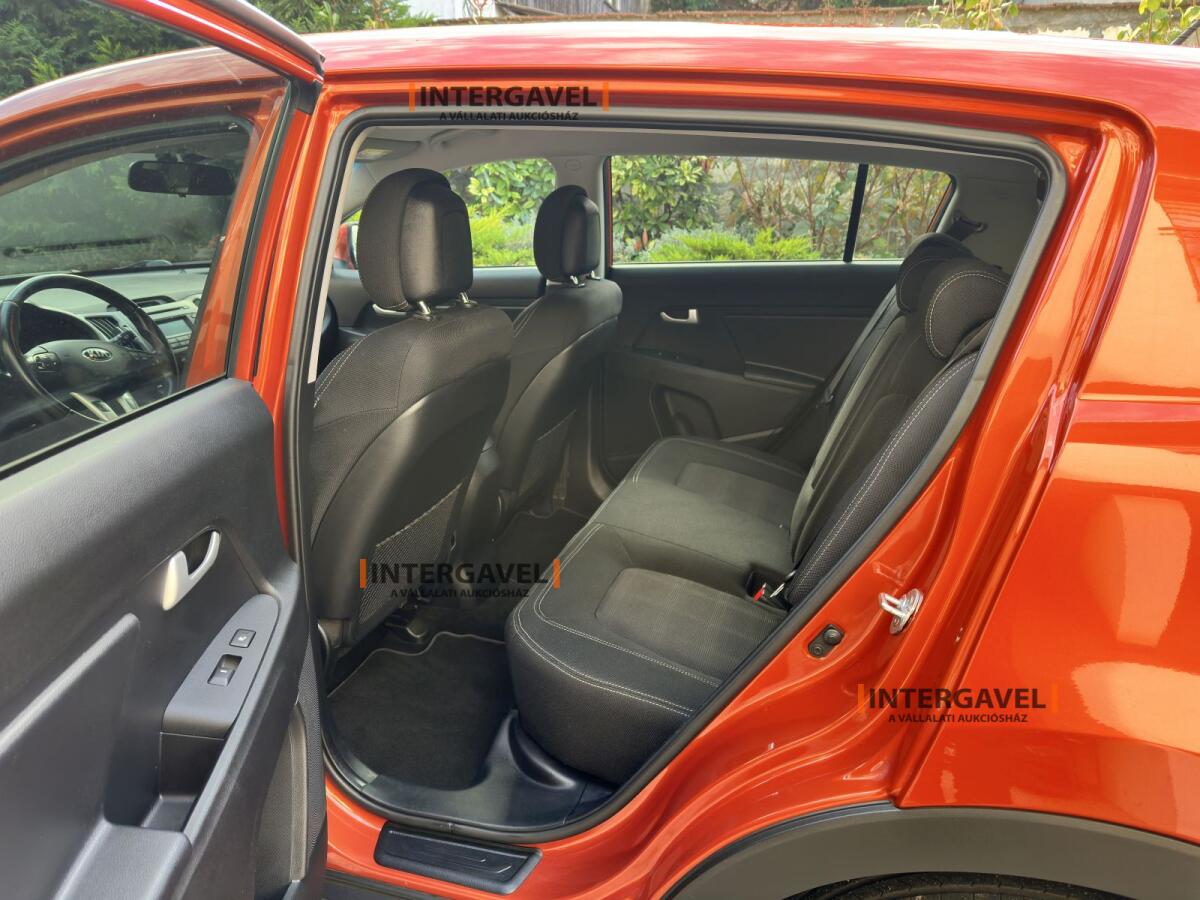 Kia Sportage 2.0 GDI 8