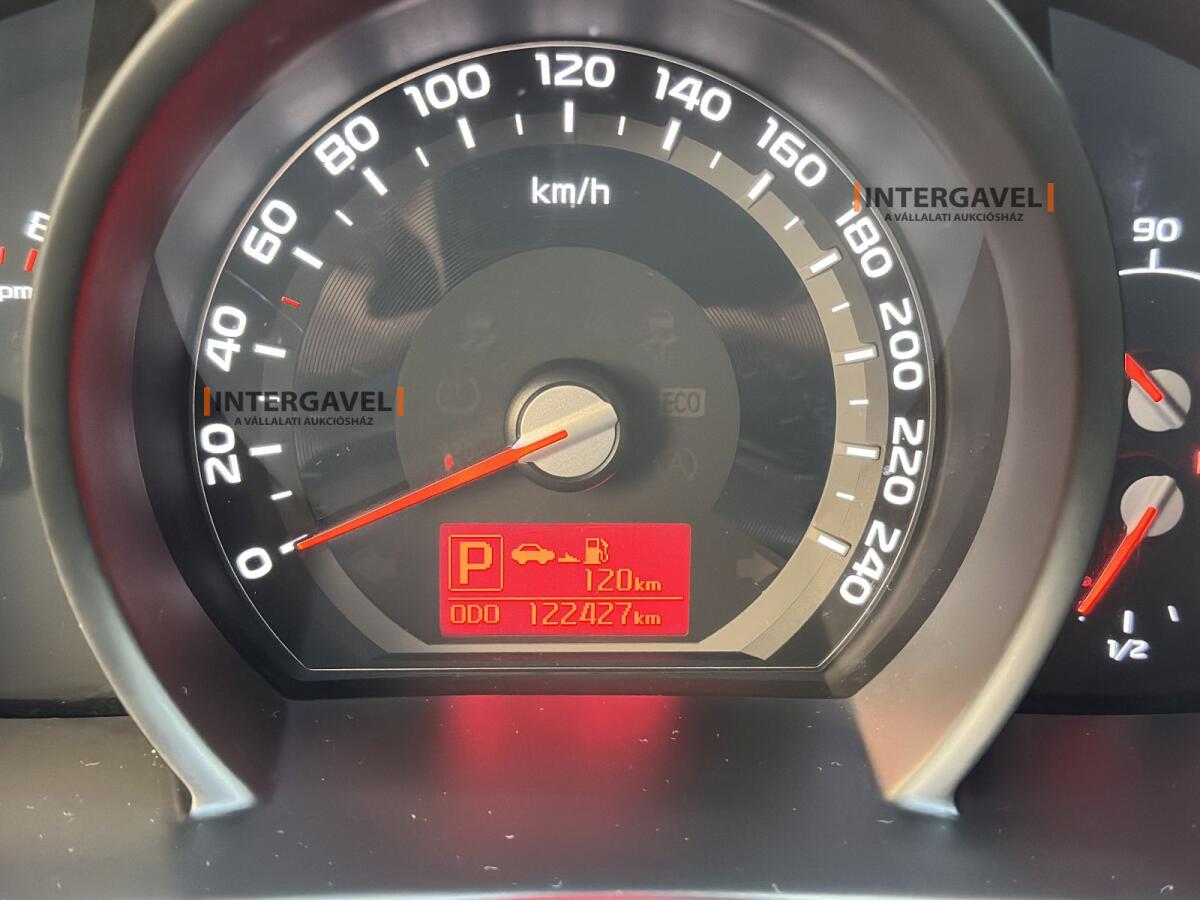 Kia Sportage 2.0 GDI 11