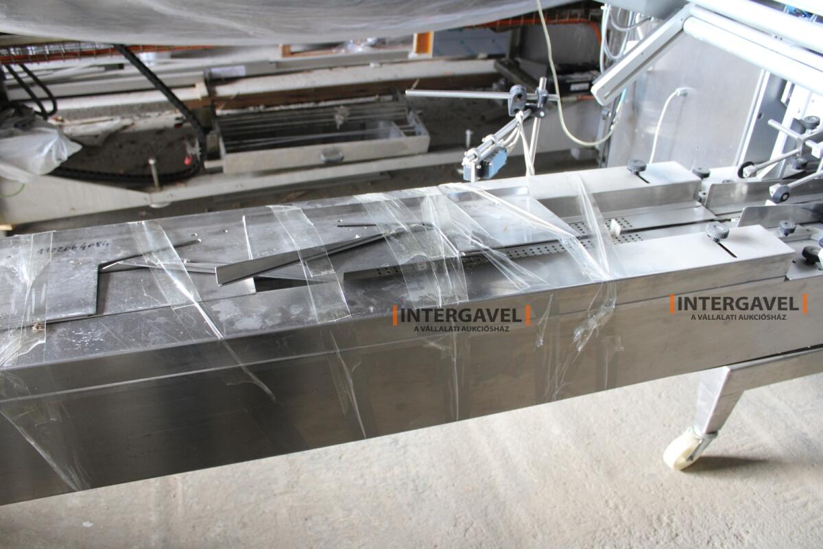 Ilapak síkfóliás horizontális csomagológép 7