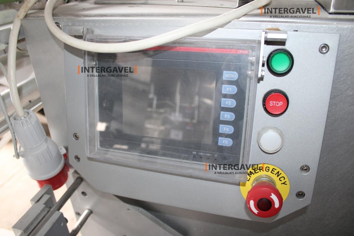 Ilapak síkfóliás horizontális csomagológép 11