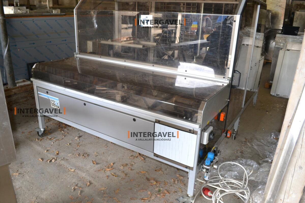 Soco System dobozfelállító gép 3