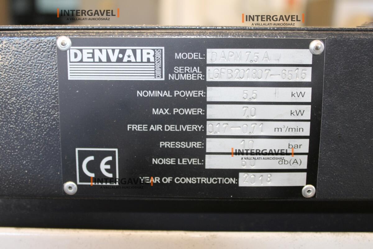 Csavarkompresszor levegő tartállyal légszárítóval 5