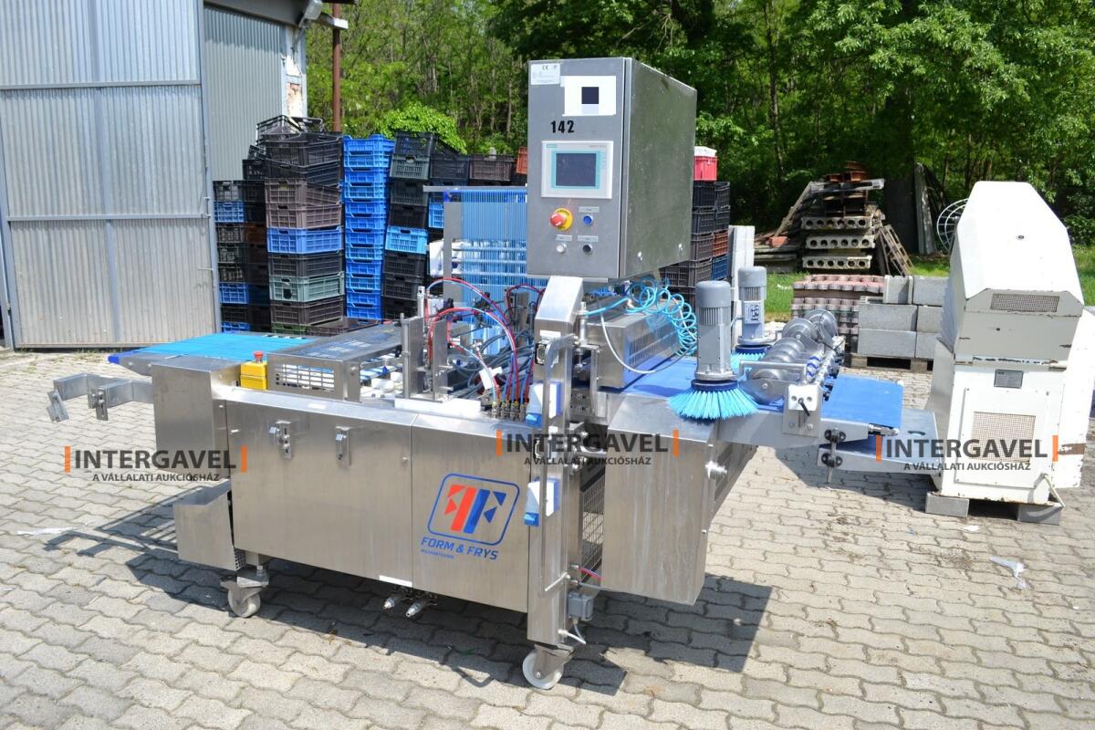 Tészta hajtogató és vágó 3