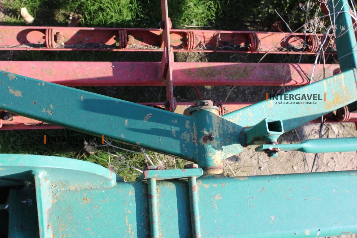 Gyomfésű - Regent 7