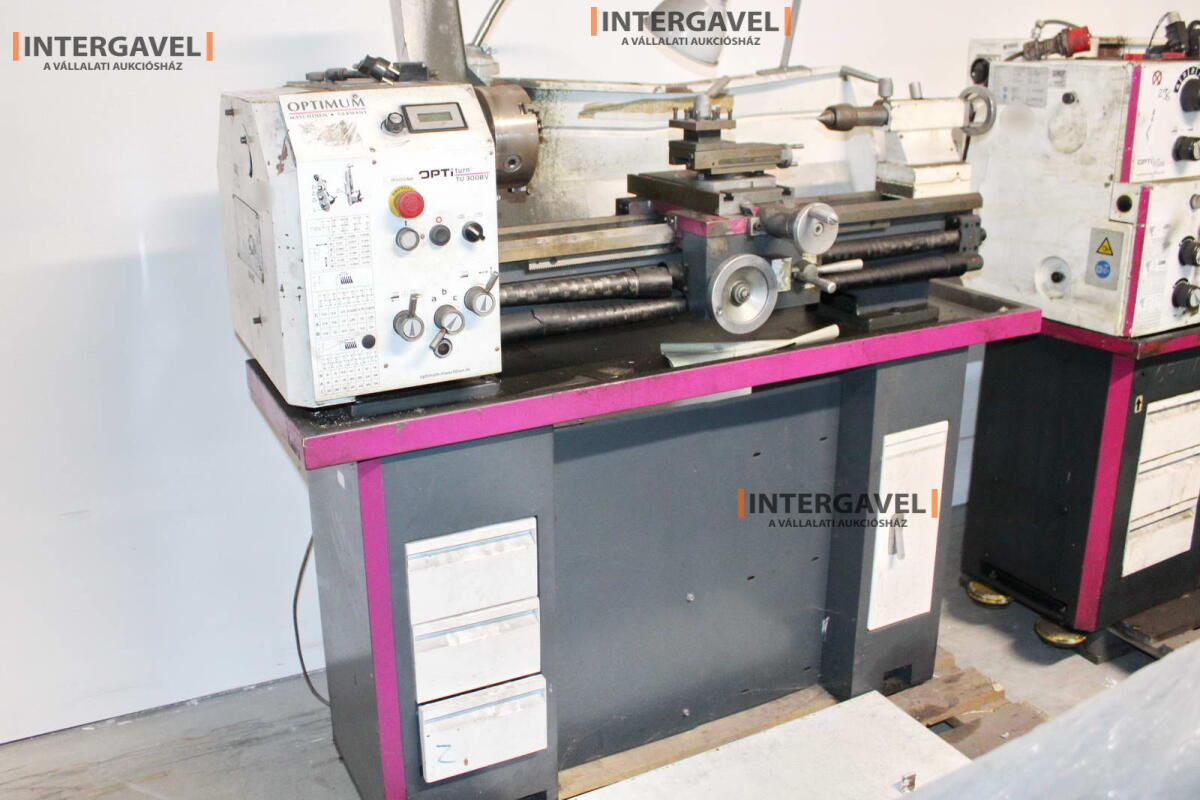 Eszterga - Optimum, TU 3008V 1