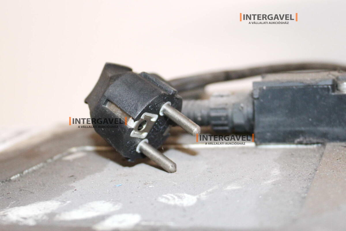 Eszterga - Optimum, TU 3008V 18