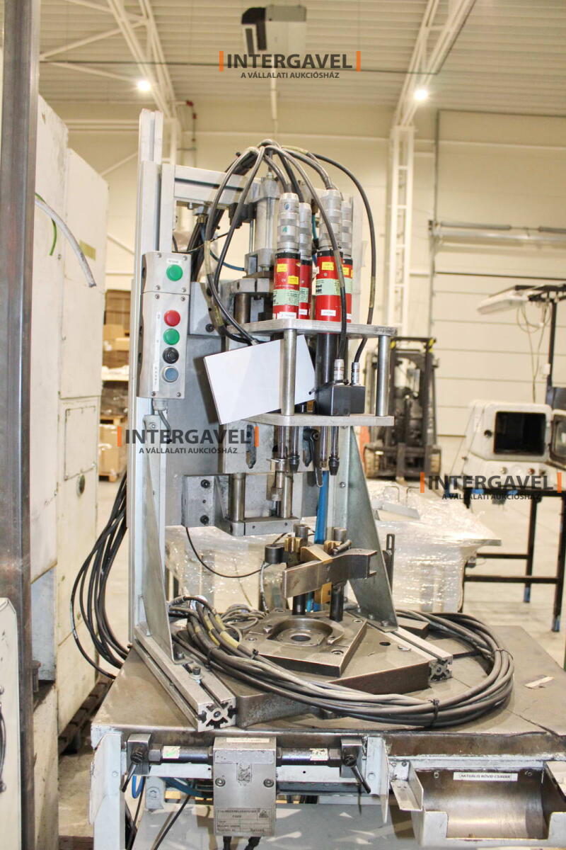 Csavarozó munkahely - Georges Renault 2