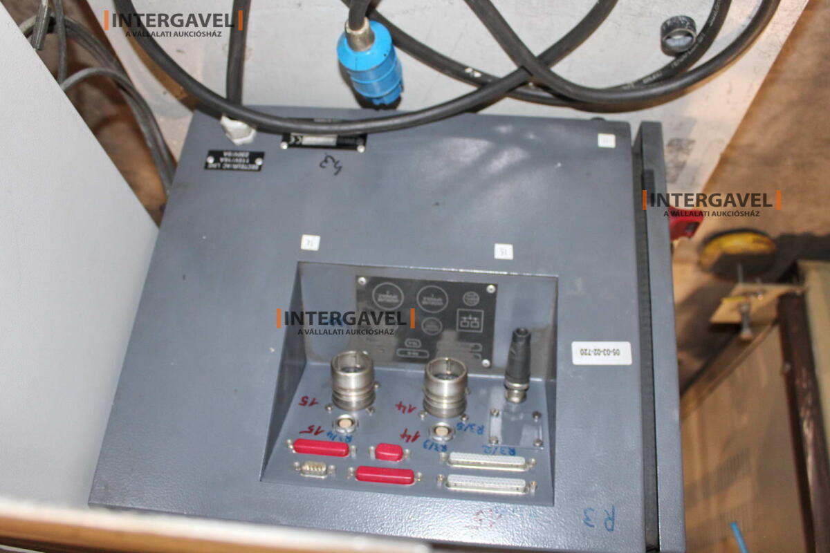 Csavarozó munkahely - Georges Renault 11