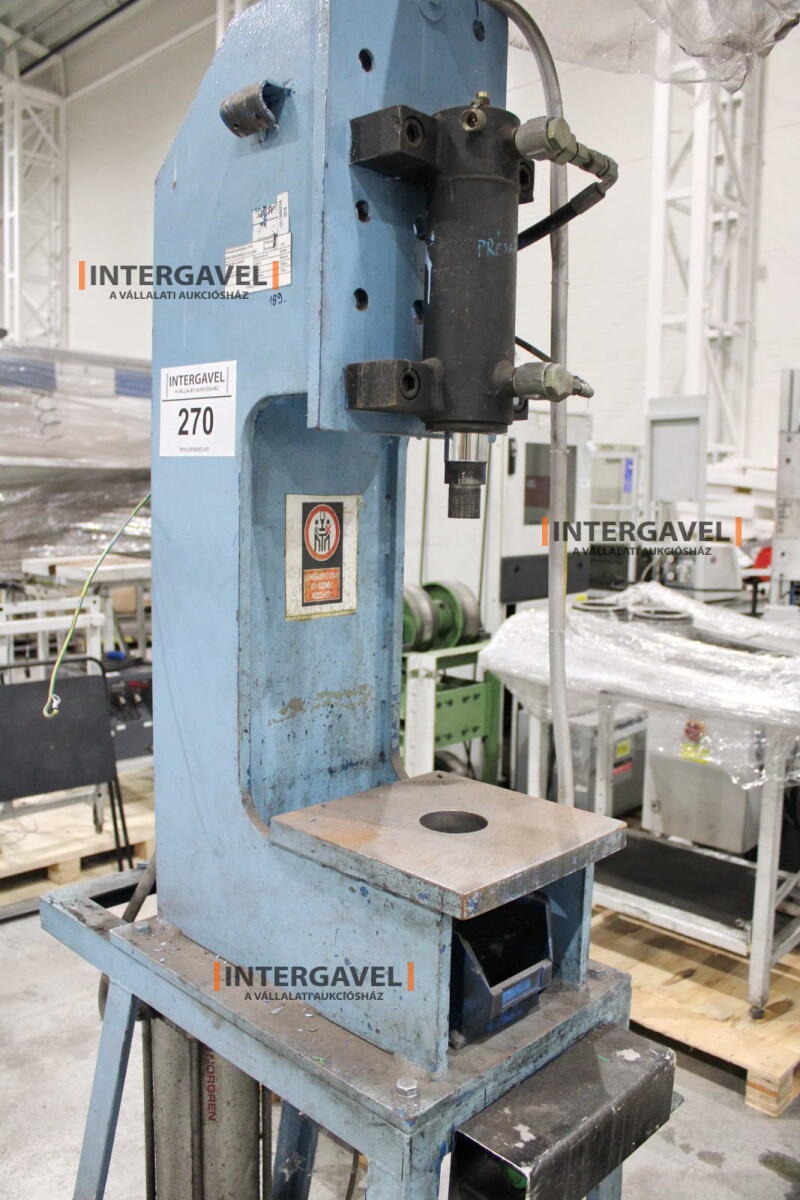 Hidropneumatikus prés 5