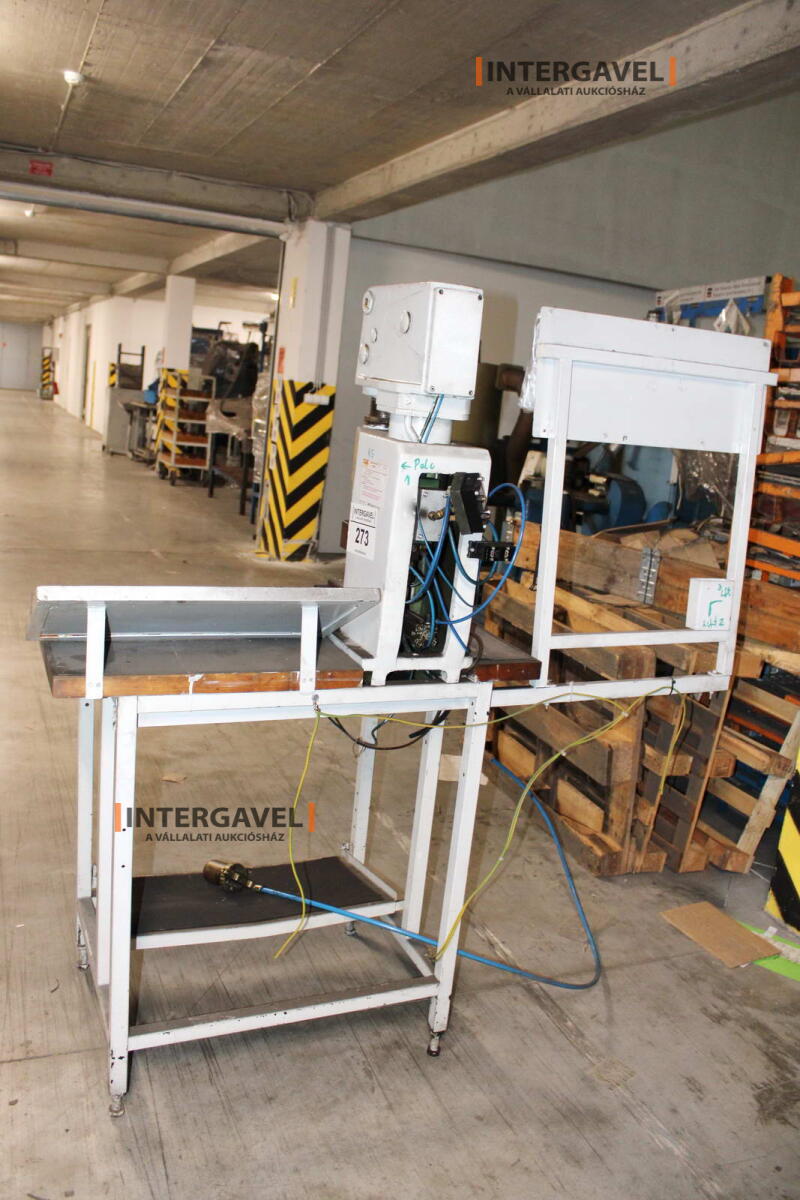 Szerelő munkahely 3