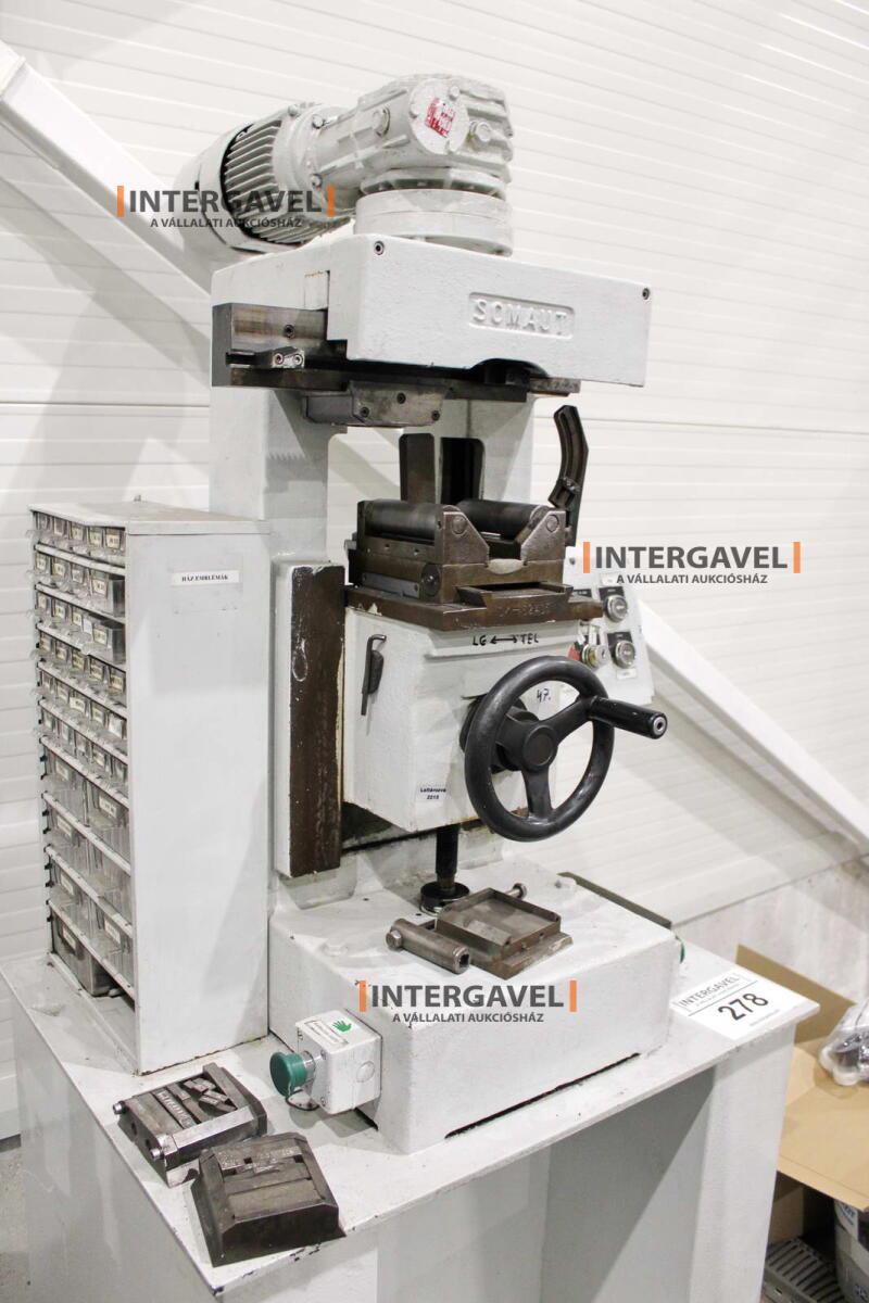 Emblémázó munkahely 3