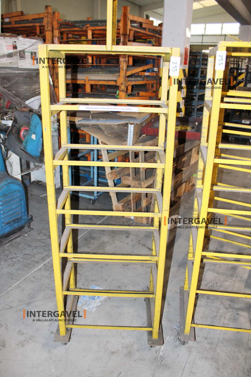 Tároló állvány 8