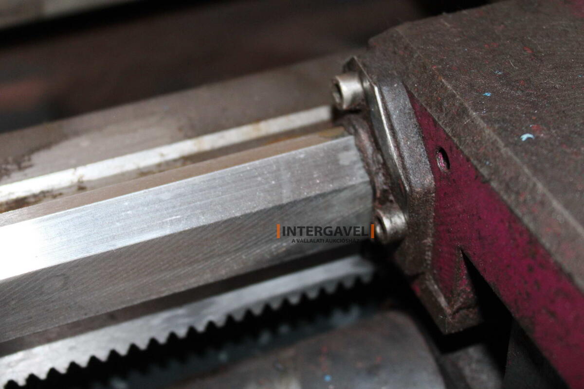 Eszterga - Optimum, TH 3309 10