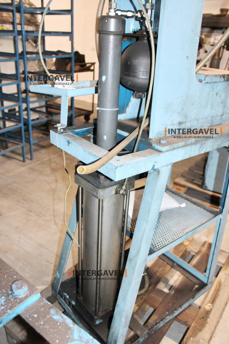 Vegyes présgépek 11