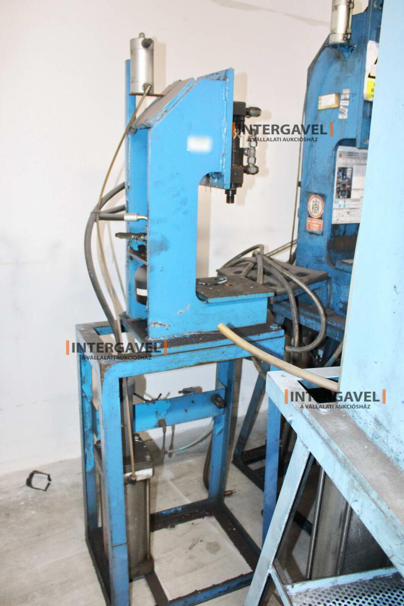 Vegyes présgépek 29