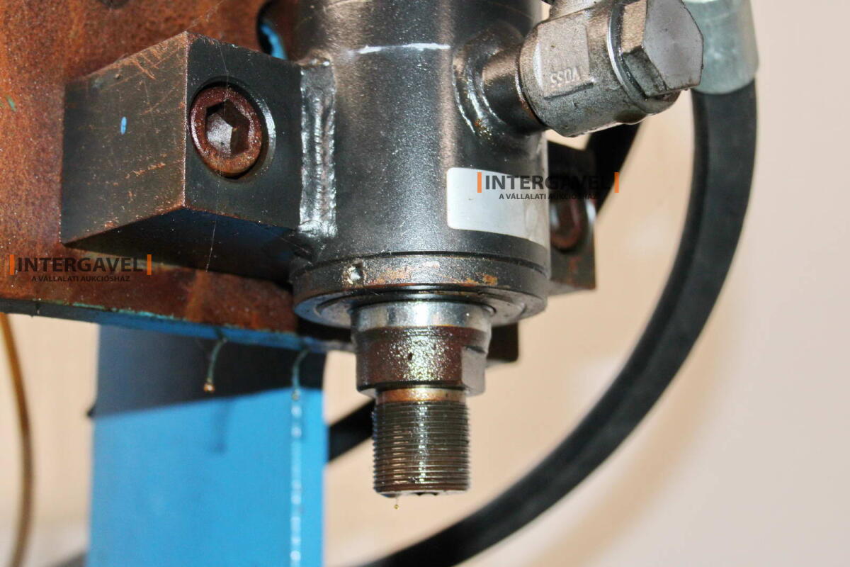 Vegyes présgépek 32