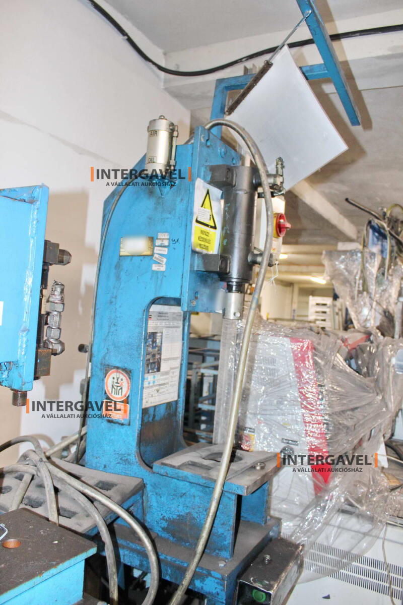 Vegyes présgépek 40