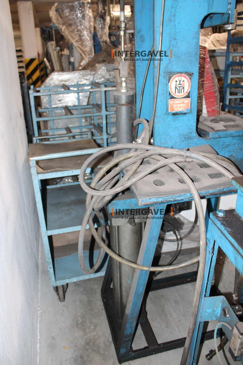 Vegyes présgépek 41