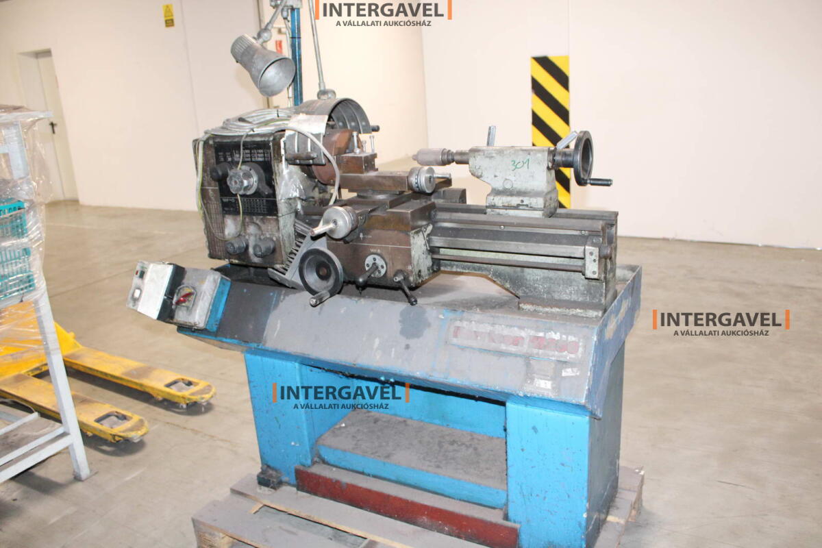 Eszterga - Harrison, M250