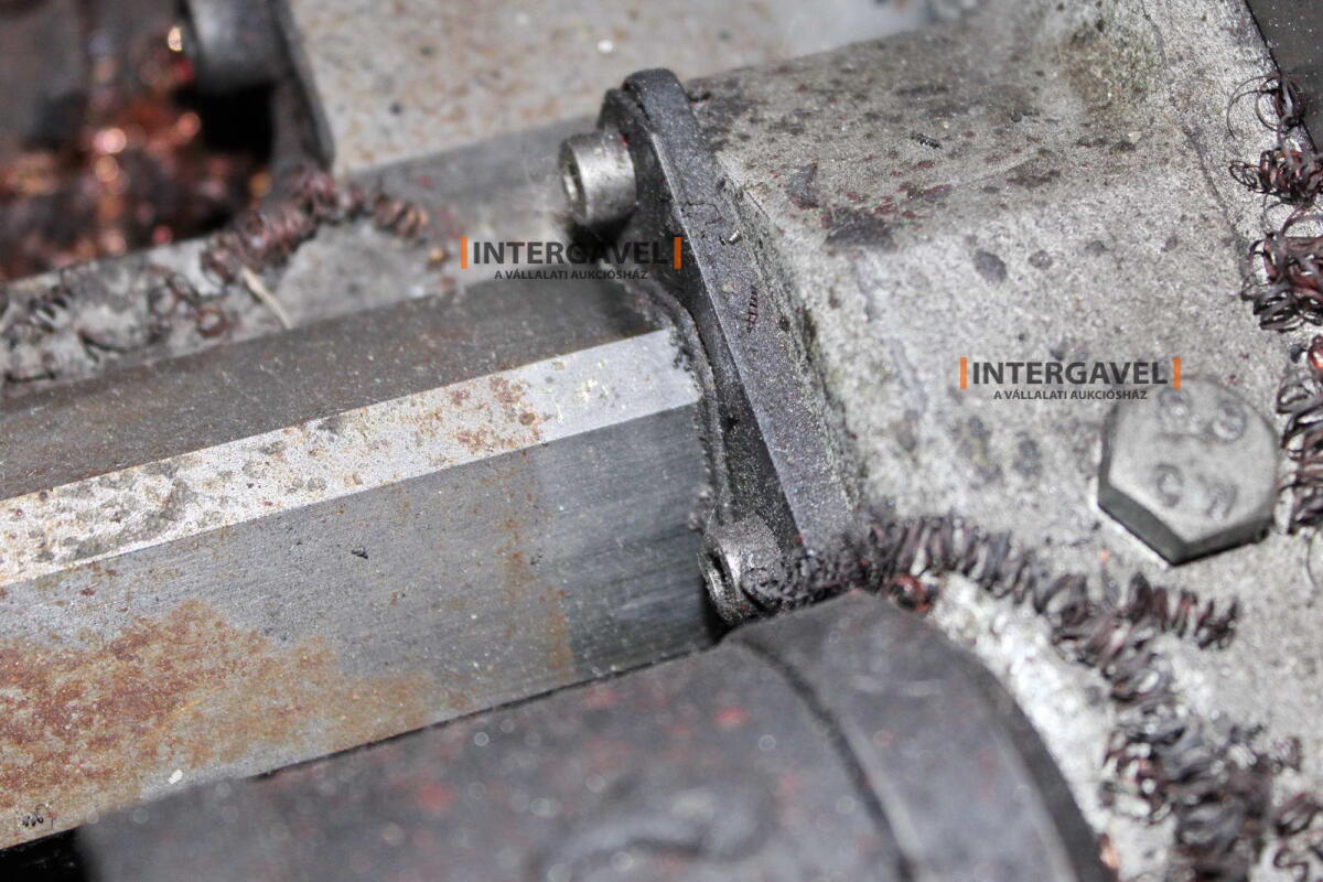 Eszterga - Optimum, TH 4210 9