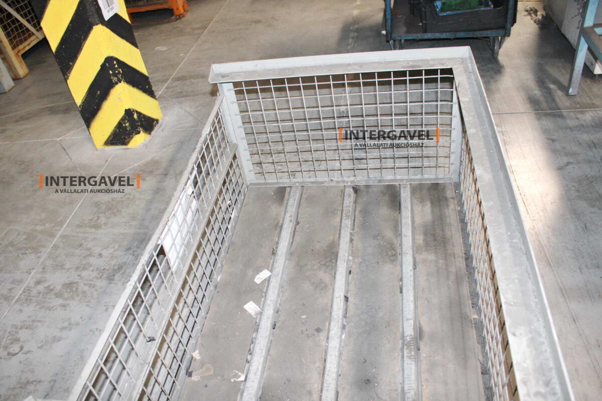 Rácsos konténer 4