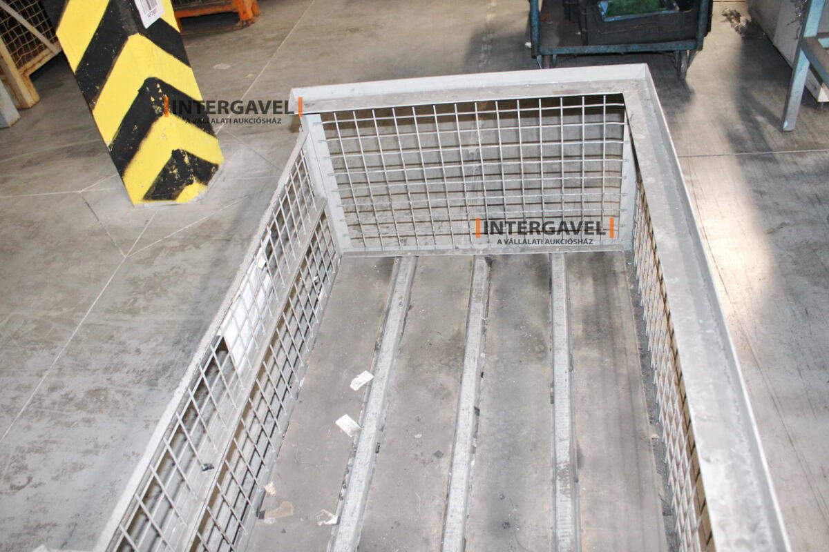Rácsos konténer 4