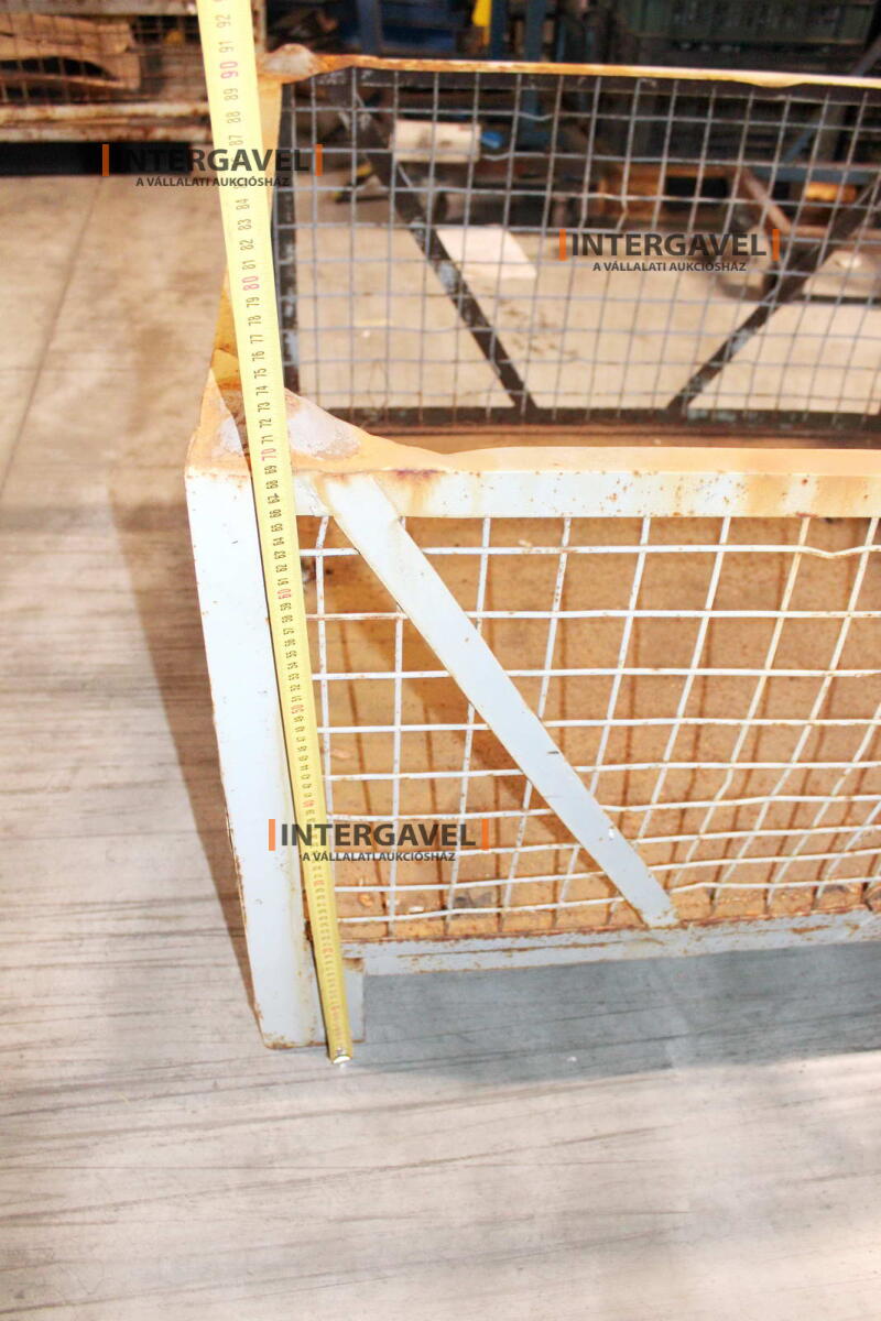 Rácsos konténer 10