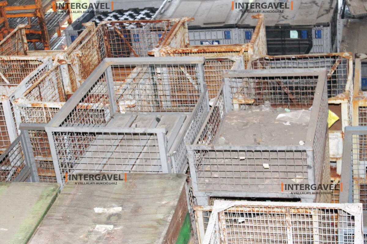 Rácsos konténer 16