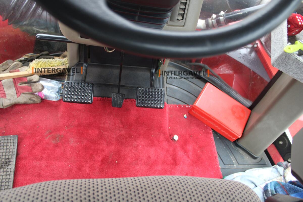 Traktor - Case IH 49