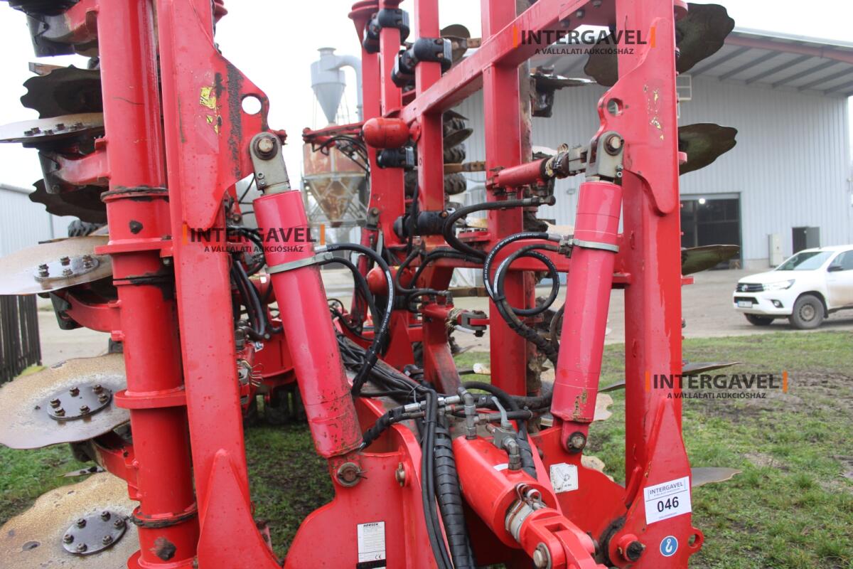 Nehézkultivátor - Horsch 9