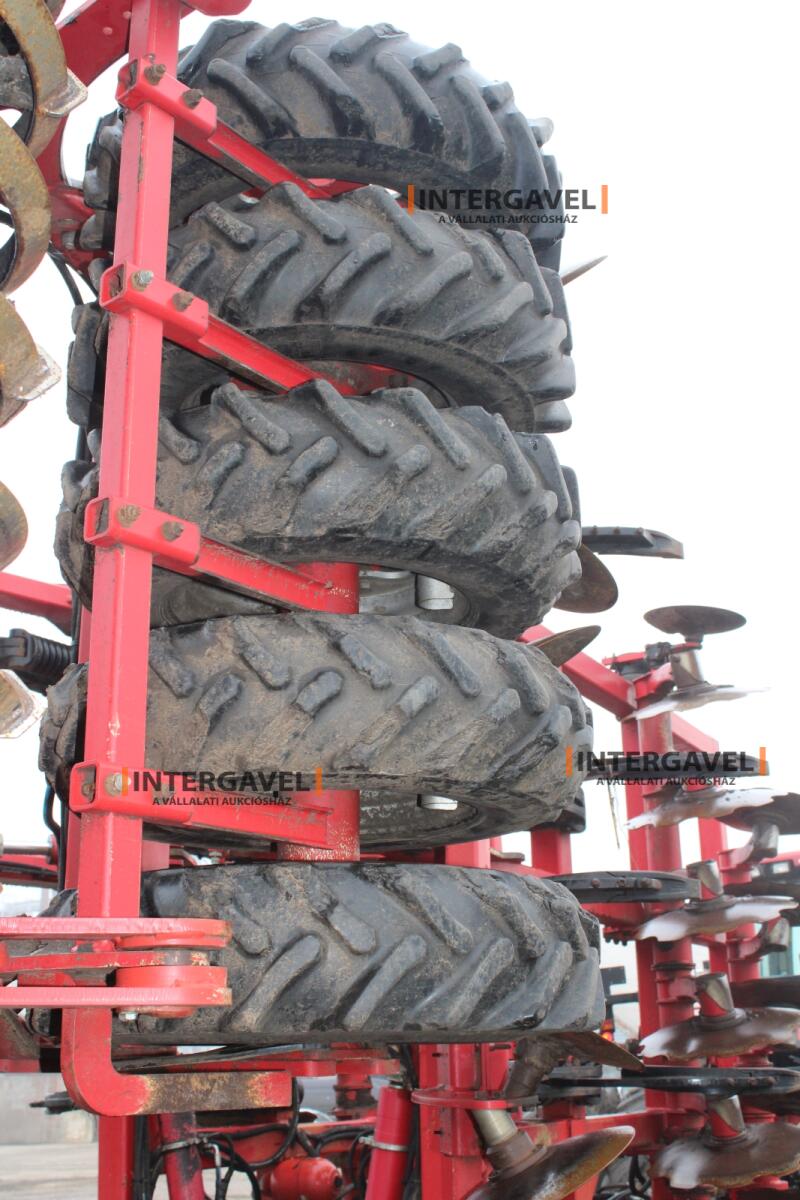 Nehézkultivátor - Horsch 18