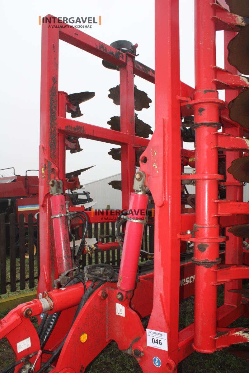 Nehézkultivátor - Horsch 33