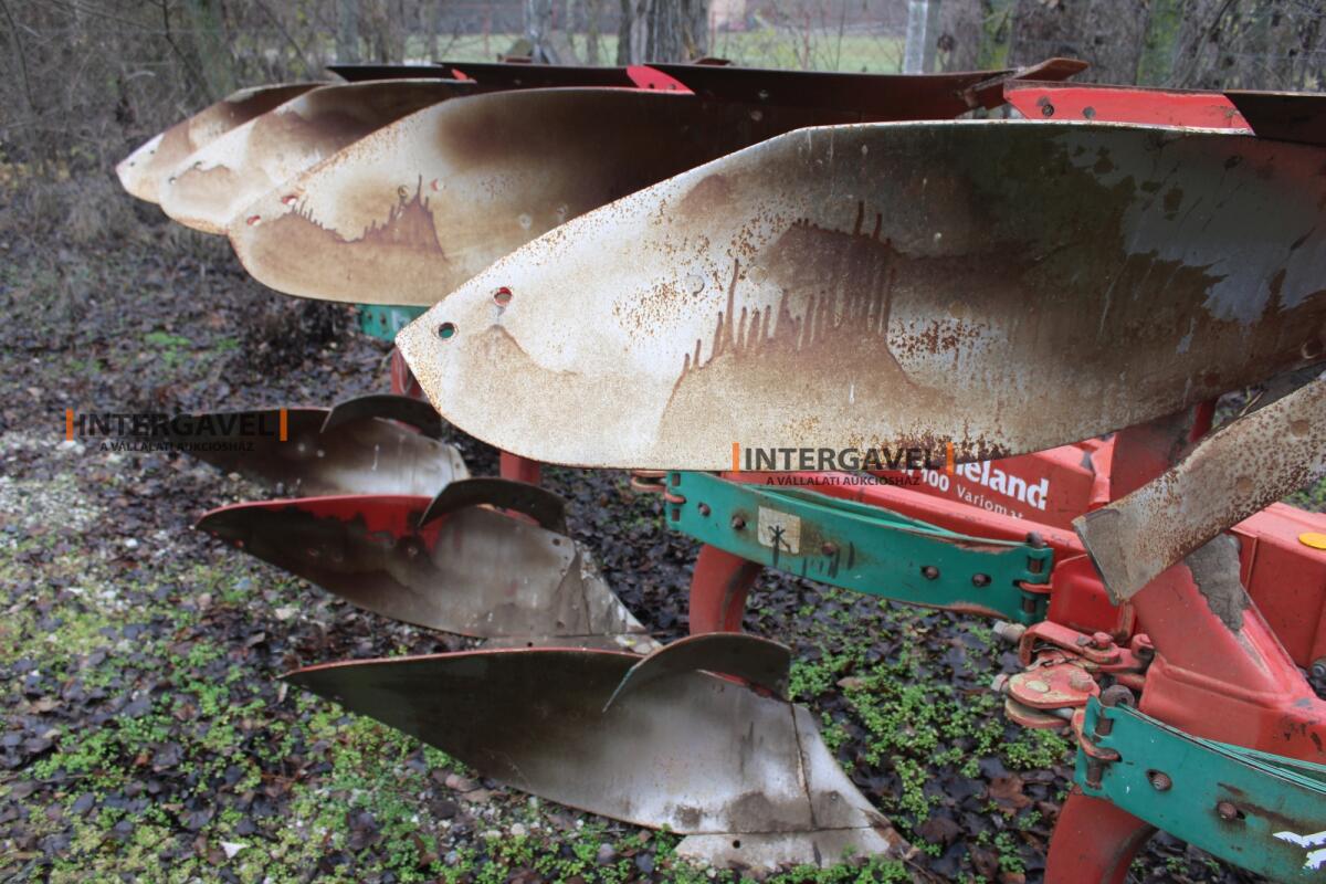 Váltvaforgató eke - Kverneland 6