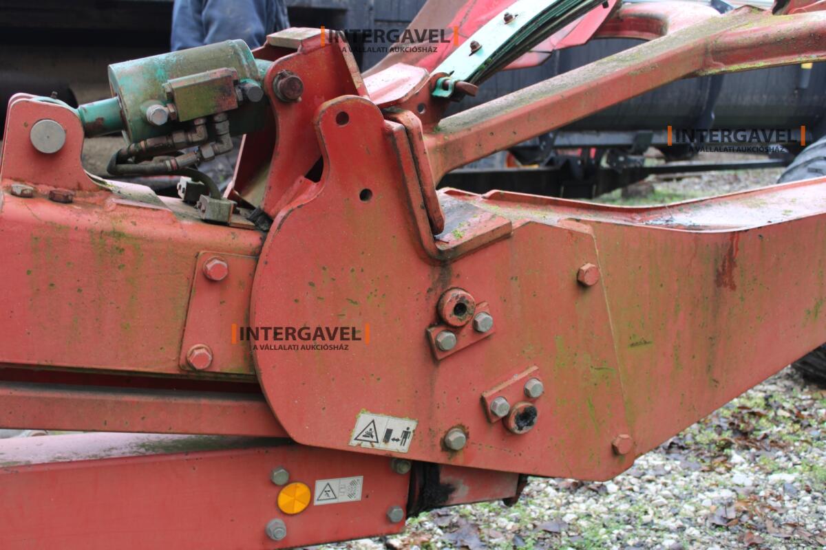 Váltvaforgató eke - Kverneland 29