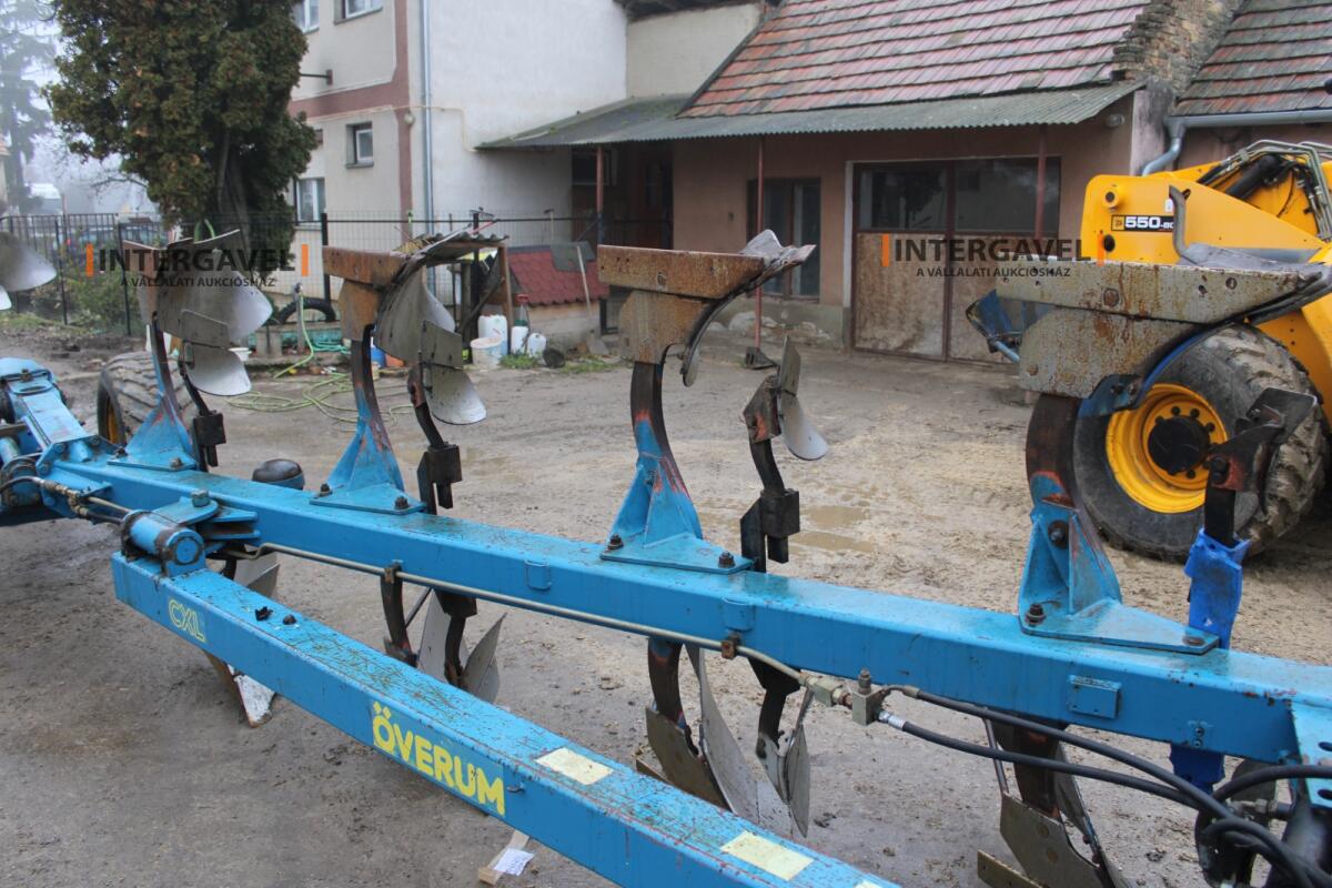 Váltvaforgató eke - Överum 9