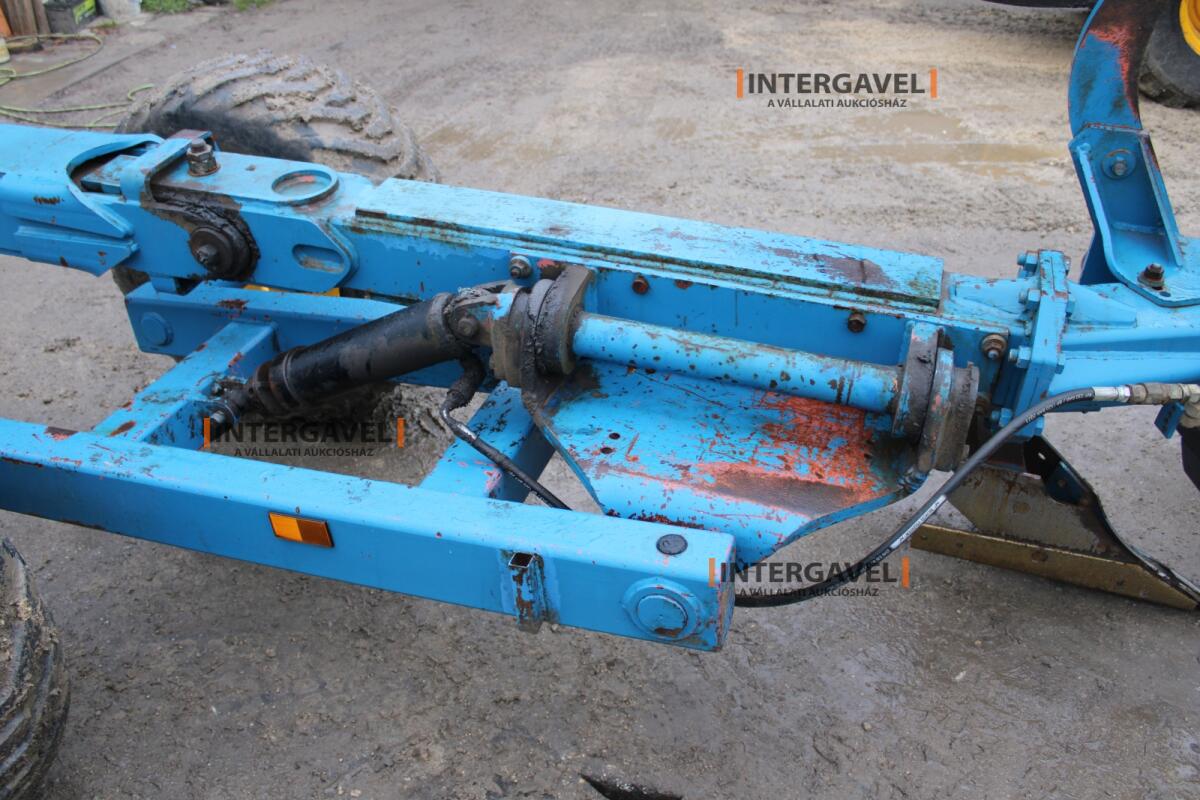 Váltvaforgató eke - Överum 11